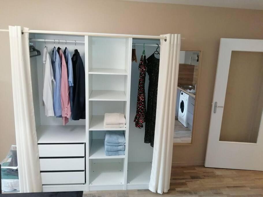 Studio 5 Min Du Centre Et De La Gare Yvetot Ngoại thất bức ảnh