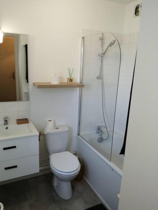 Studio 5 Min Du Centre Et De La Gare Yvetot Ngoại thất bức ảnh