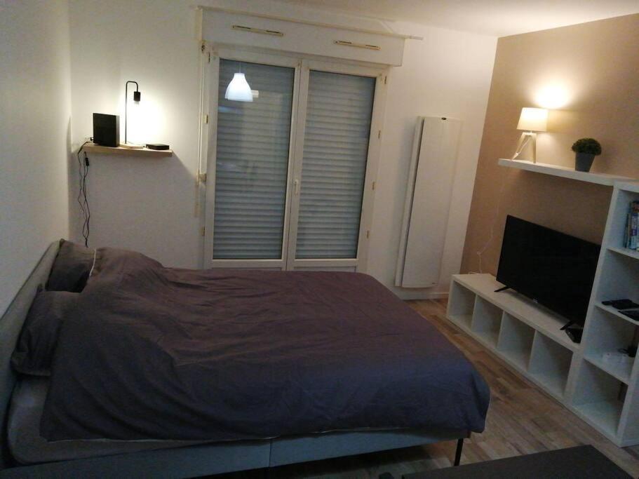 Studio 5 Min Du Centre Et De La Gare Yvetot Ngoại thất bức ảnh